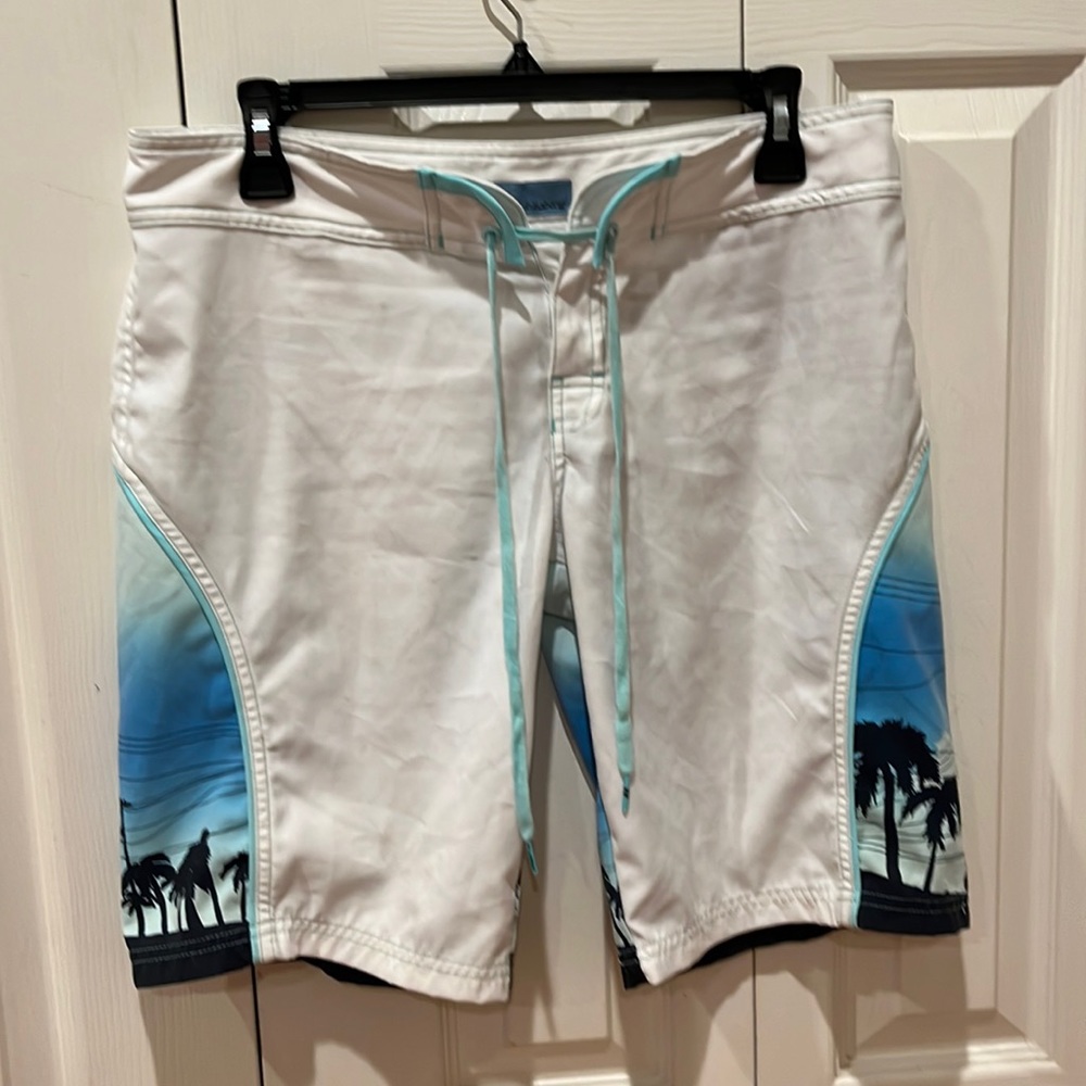 Woman’s Billabong boardshorts